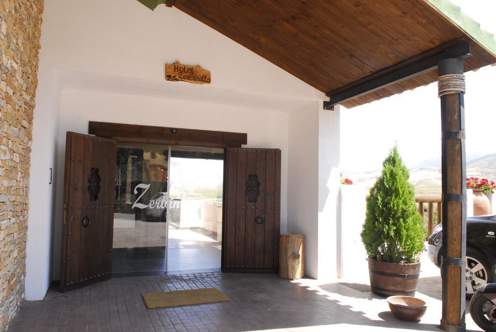 Dílar Hotel Zerbinetta מראה חיצוני תמונה